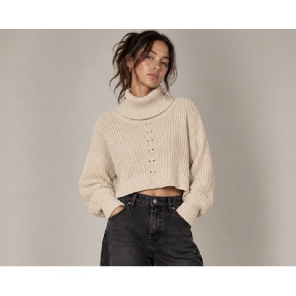 Olivaceous Sweater Womens Small Beige Turtleneck Crop Boxy Balloon Sleeve